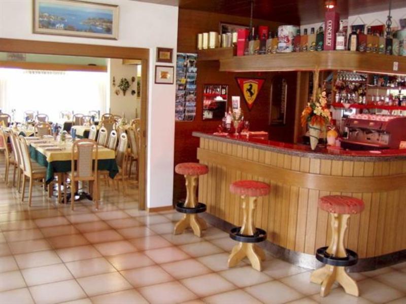 Hotel Ferrari Pinzolo Eksteriør billede