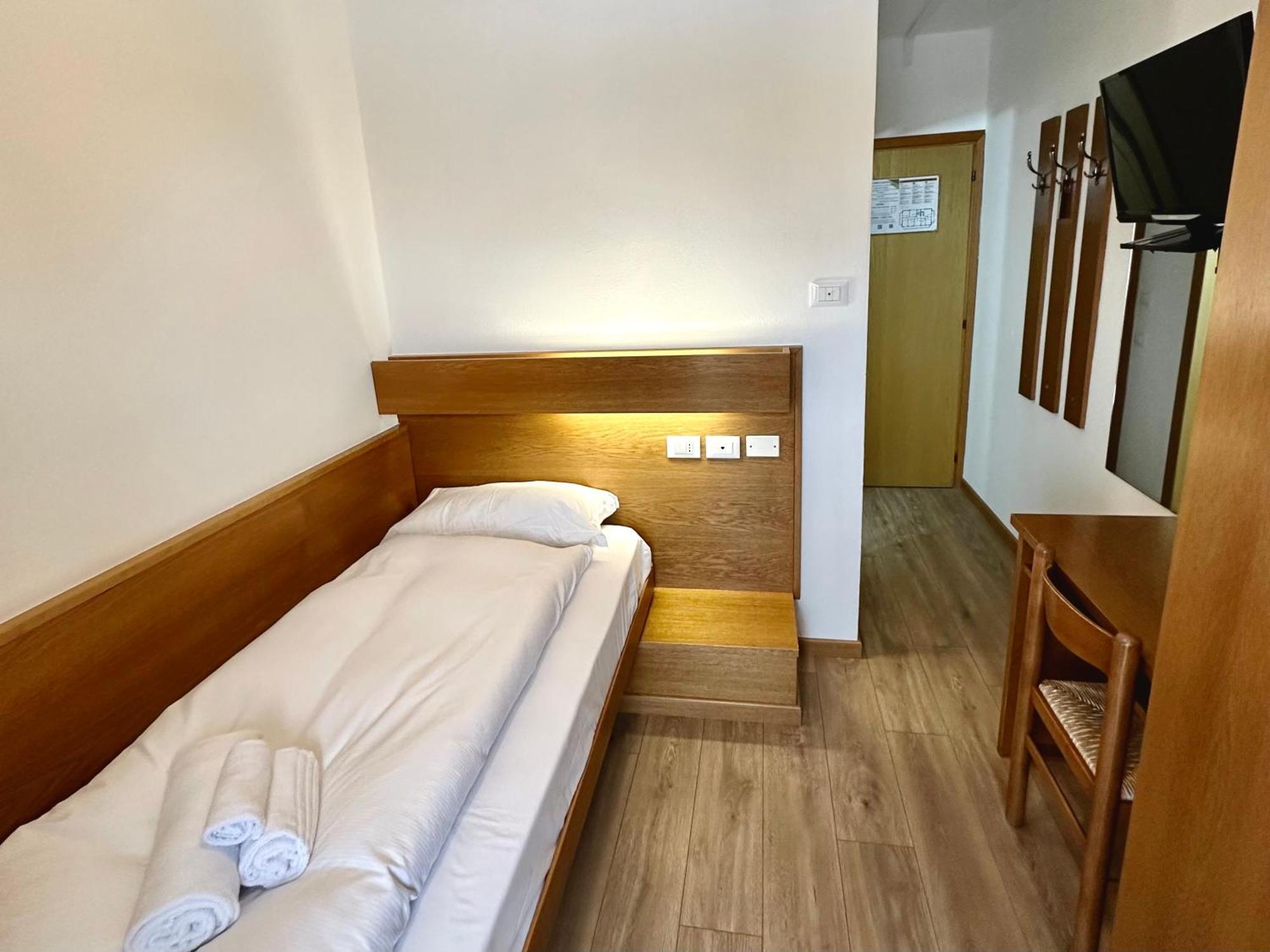 Hotel Ferrari Pinzolo Eksteriør billede
